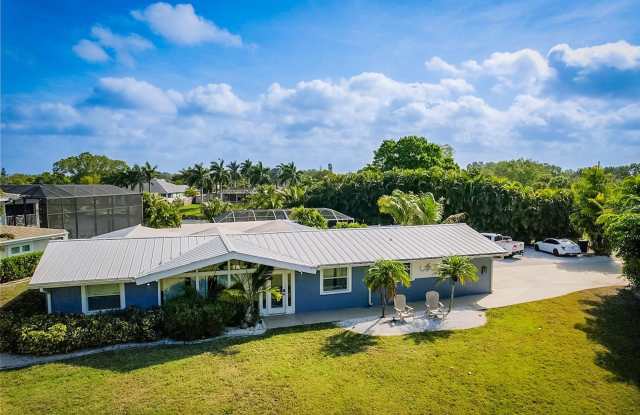 2159 CONSTITUTION BOULEVARD photos photos