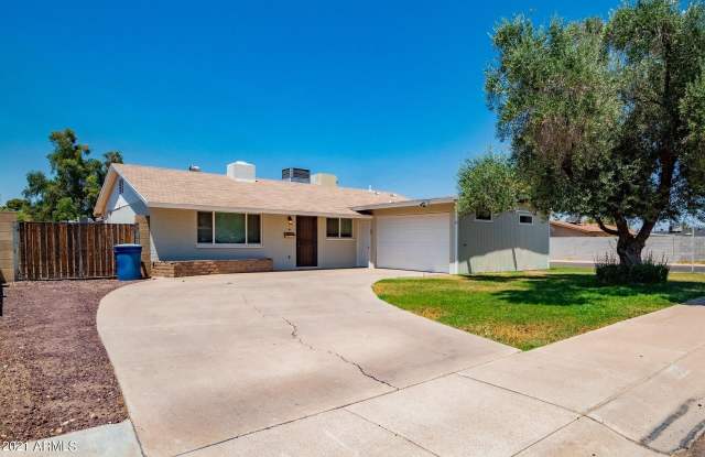 1608 W INVERNESS Drive photos photos