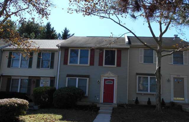 3657 WOODHAVEN COURT Gallery 2