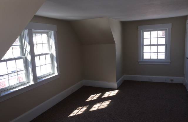 13 Wards Ln, Unit B Gallery 4