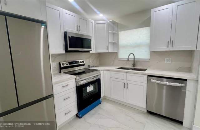 2801 N 34th Ave photos photos