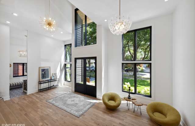 4554 Harvey Avenue Gallery 4