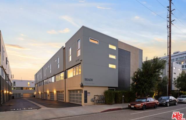 310 Washington Blvd unit: 201 photos photos