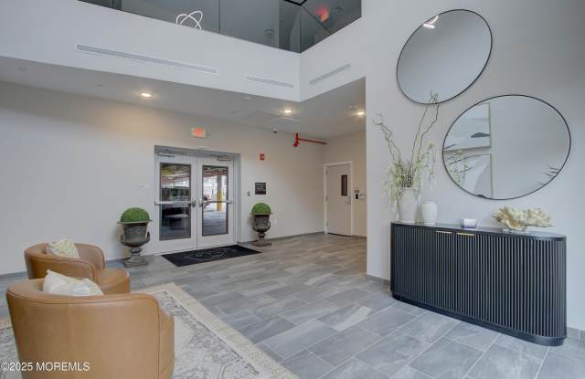 258 Morris Avenue Gallery 1