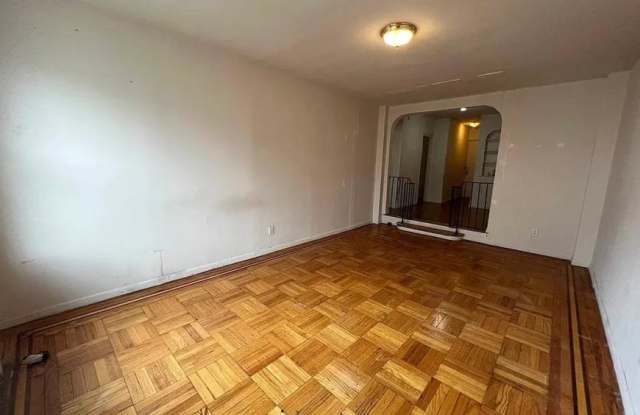 1175 Morris Avenue Gallery 4