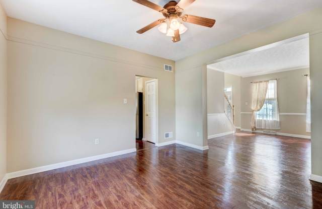 1194 LARKSPUR ROAD Gallery 3