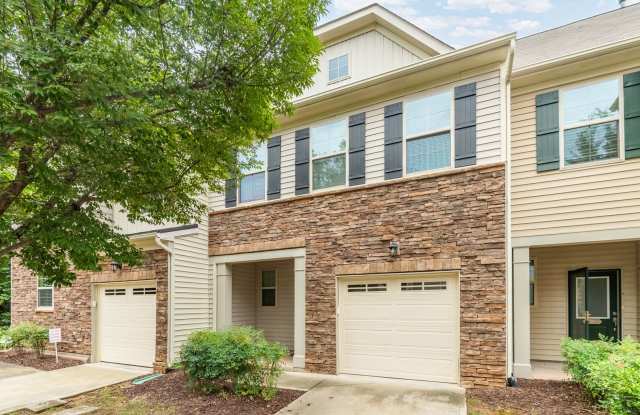 Beautiful 3 Bedroom Townhome in Thompson Ridge – Prime Durham Location! photos photos