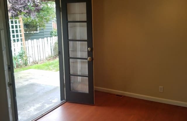 717 West Cremona - 1 Gallery 3