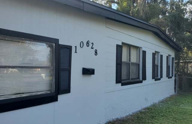 10628 Wake Forest Avenue - 10628 Wake Forest Avenue, Jacksonville, FL 32218