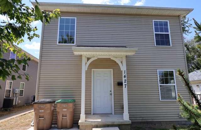 1427 Sycamore Street - 1 Gallery 2