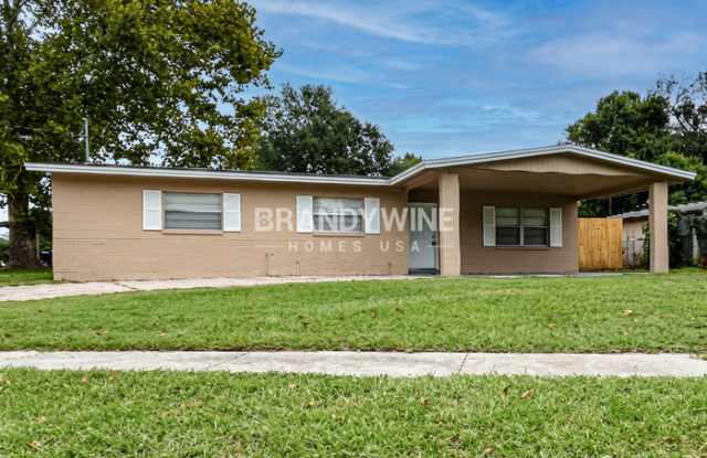 5649 Falcon Street West Gallery 2