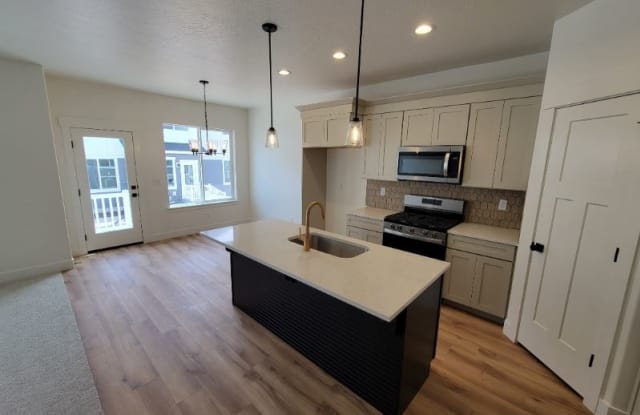 1753 Festive Way Master - 1753 North Festive Way, Saratoga Springs, UT 84045 1753 Festive Way Master - 1753 North Festive Way, Saratoga Springs, UT 84045