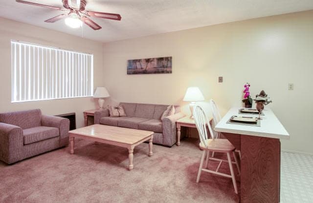 505 W Madison Ave Unit C31 photos photos