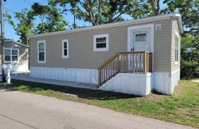 12344 Seminole Blvd. photos photos