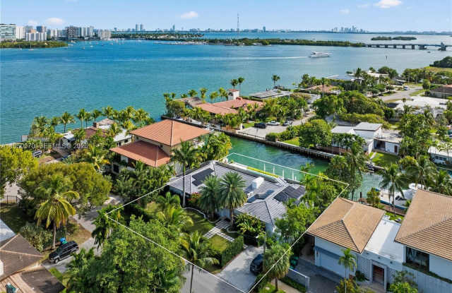 1250 NE 87th St photos photos