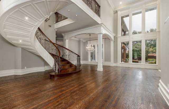 5375 Spicewood Lane Gallery 4