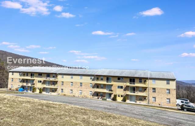 12802 North Cresap Street - 12802 North Cresap Street, Bowling Green, MD 21502