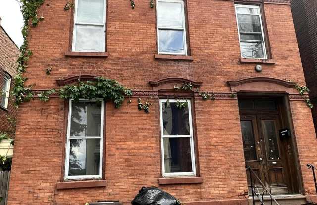 384 8th Street - 384 8th Street, Troy, NY 12180