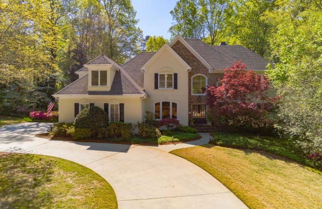 8050 Monticello Dr - 8050 Monticello Drive Northeast, Sandy Springs, GA 30350