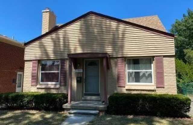 1984 ANITA Avenue - 1984 Anita Avenue, Grosse Pointe Woods, MI 48236