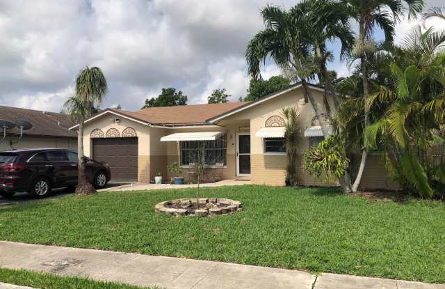 22751 SW 64th Way photos photos