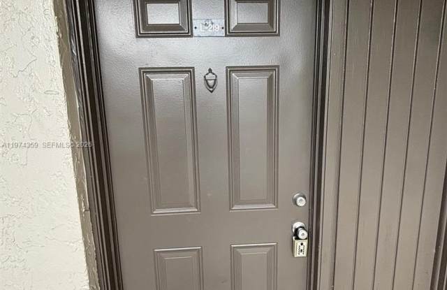 210 NW 87th Ave photos photos