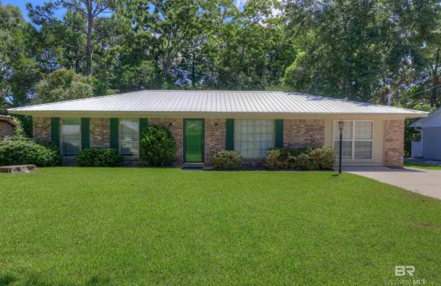 163 Laraway Lane - 163 Laraway Lane, Fairhope, AL 36532
