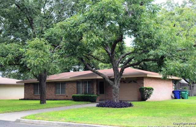 4714 DARLENE DR Gallery 4