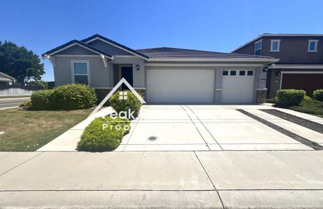 Spacious 4bd/3ba Elk Grove Home! photos photos