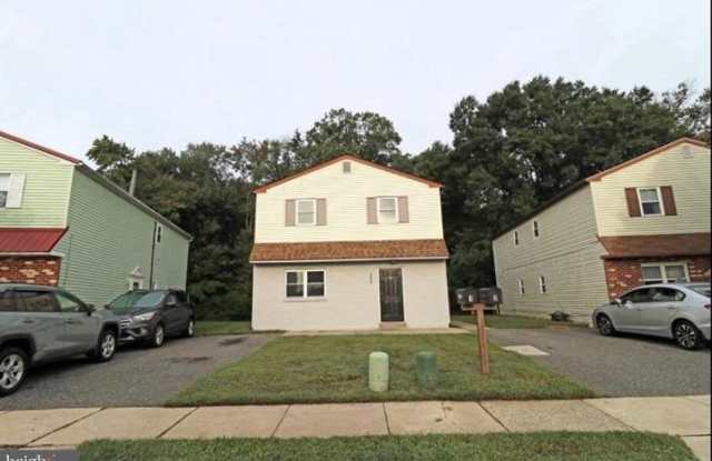 511 CORINTHIAN AVE photos photos