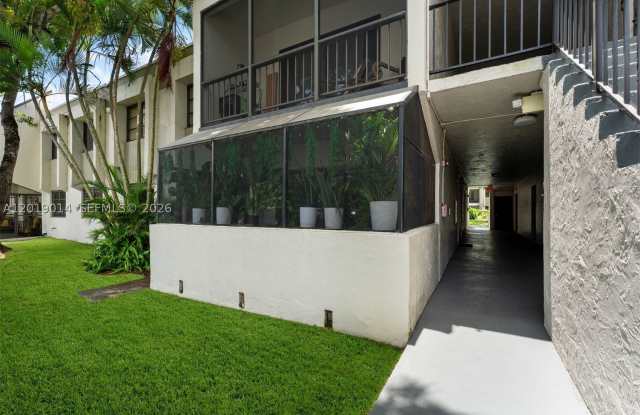 7947 SW 104th St photos photos 7947 SW 104th St photos photos