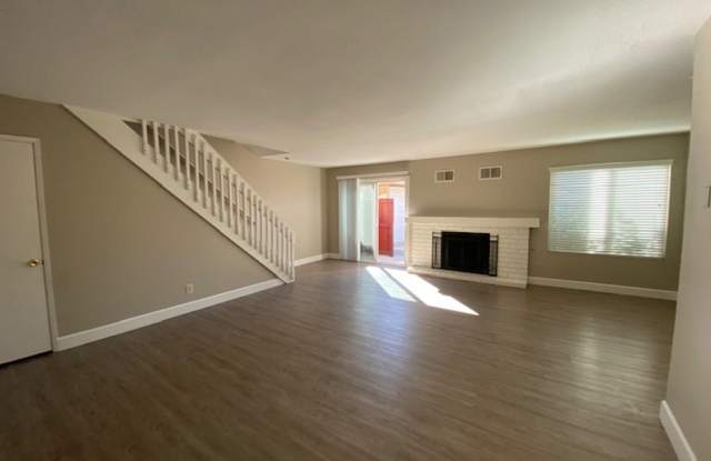 6825 Luciernaga Court Gallery 4