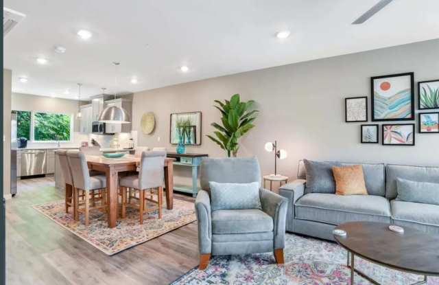 Stunning Furnished Townhouse in the South Slope! photos photos
