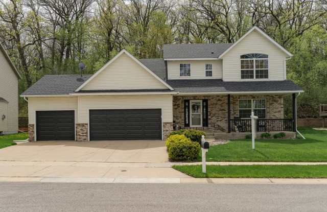 Spacious Home With Finished Basement And 3 Car Garage photos photos Spacious Home With Finished Basement And 3 Car Garage photos photos
