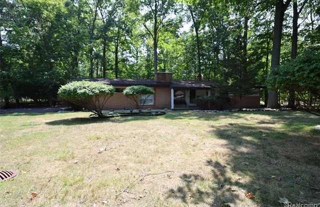 23695 OAK GLEN Drive photos photos