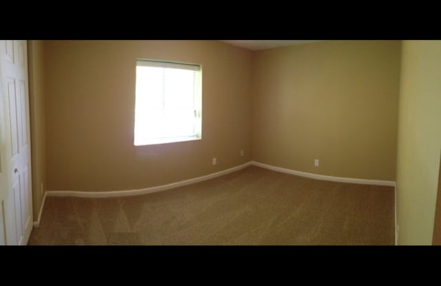 7556 La Fontaine Dr - 7556 La Fontaine Drive, Jacksonville, FL 32244