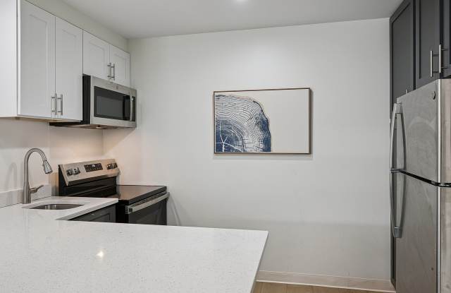 Remington Place Apartment Homes Gallery 4
