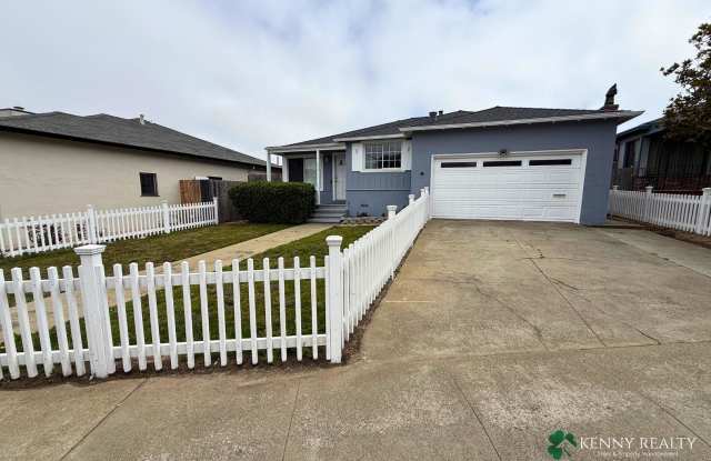 Spacious Brentwood Home with Detached Bonus Room & Solarium photos photos
