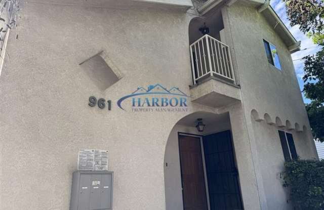 961 West 1st Street photos photos