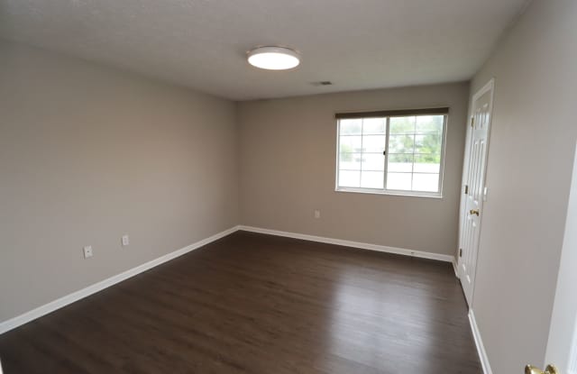 8112 Glenwillow Ln Unit 205 Gallery 3