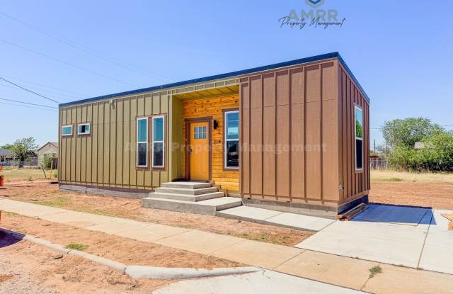 New Beginnings Start At AMRR: 2 BDR Tiny home in East Lubbock! photos photos