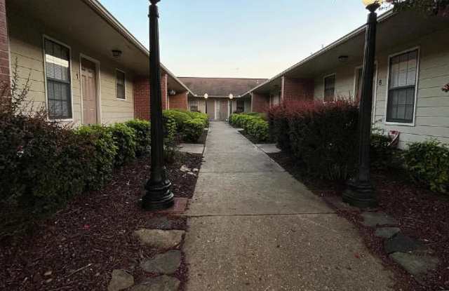 1407 Lakewood Drive - 1407 Lakewood Drive, Jonesboro, AR 72404
