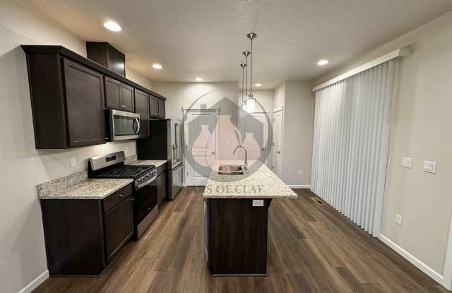 Adorable Dallas Townhome - Available Now!!! Gallery 3