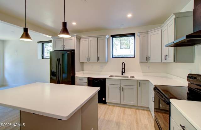 1246 E Jen Drive - 1246 East Jen Drive, Flagstaff, AZ 86001