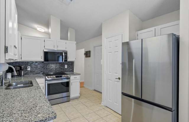 11179 Bentley Trace Lane E Gallery 2