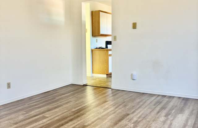 1007 W Main St photos photos