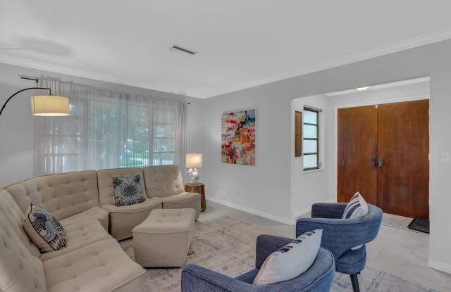 1445 Treasure Cove Lane Gallery 4