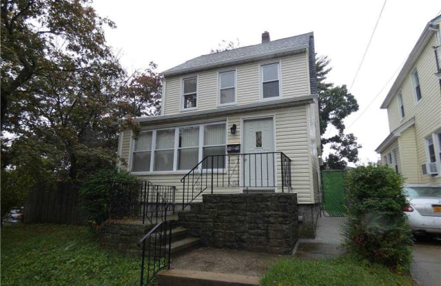 88-48 212 Place - 88-48 212th Place, Queens, NY 11427