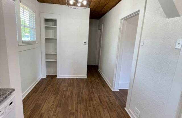 1 bedroom/1 bath apartment Gallery 4