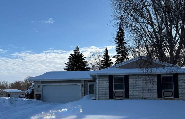 Welcome to this charming 3-bedroom, 2-bathroom home located in the heart of East Grand Forks, MN. photos photos